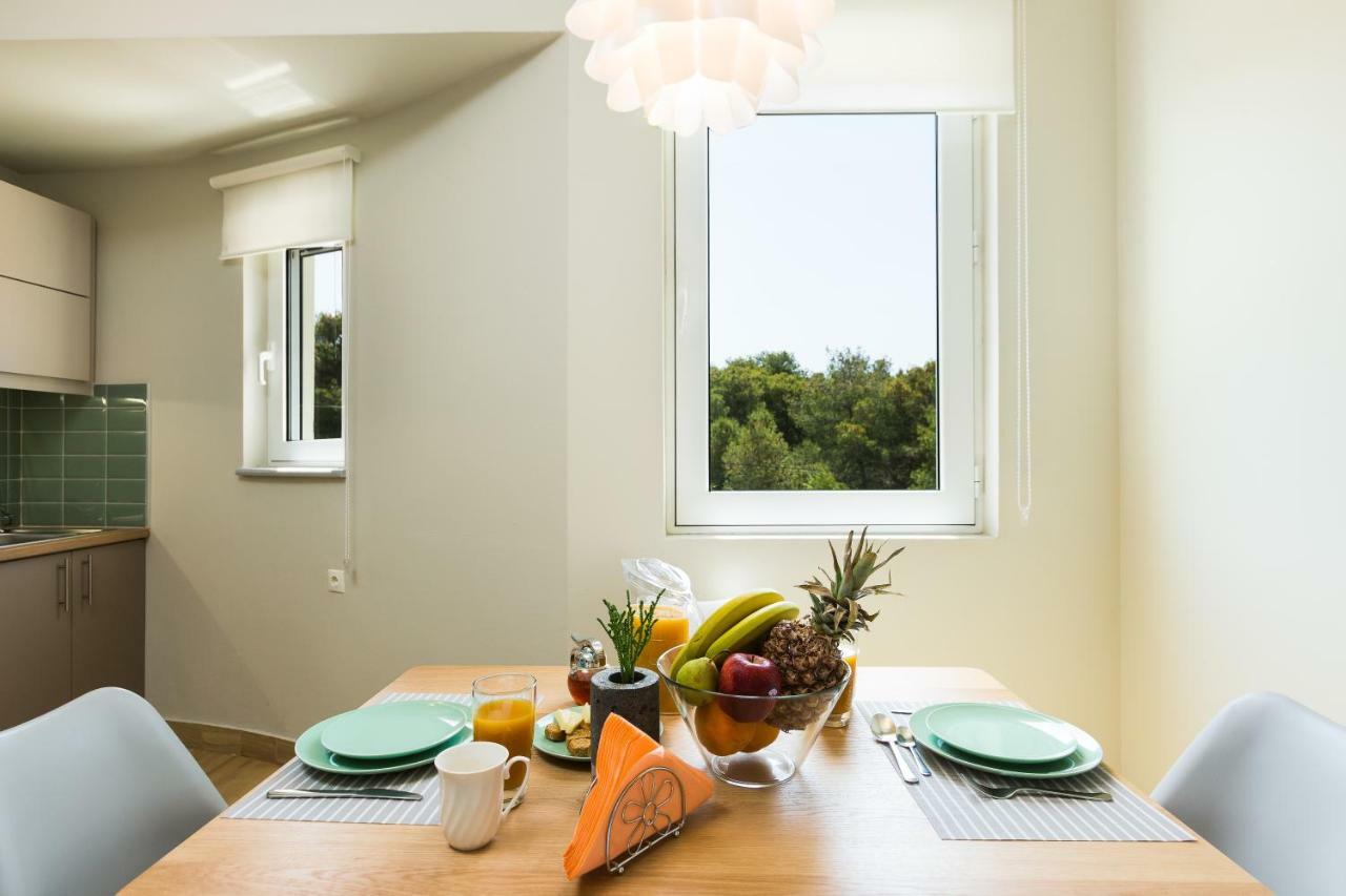 Chania Elite Homes Ii-Apartment Near Venizelos Tombs Monument ภายนอก รูปภาพ